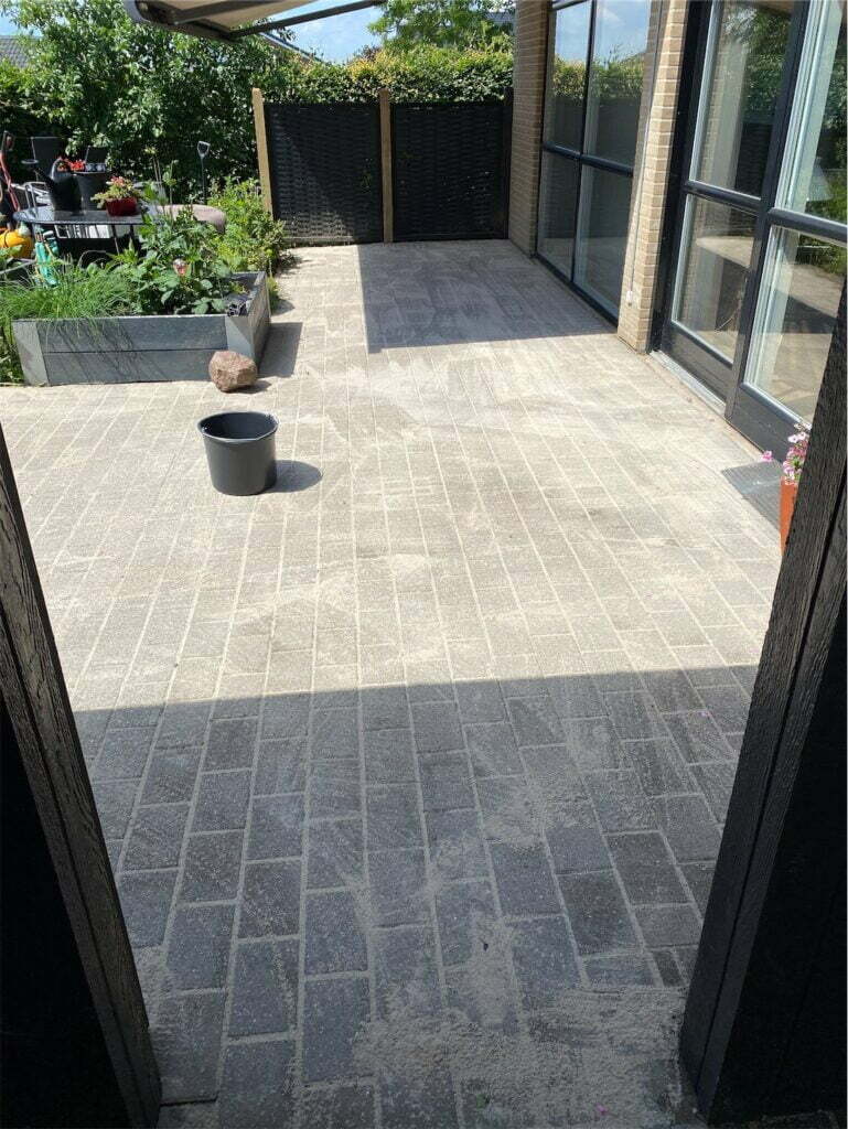 haveservice eller fliserens - Midtjysk Haveservice og Fliserens - image00005 769x1024 1 - Hjem